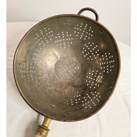Vintage Stainless Steel Collander w/Copper & Brass Outside & Wood Handle - Picture 5 of 6